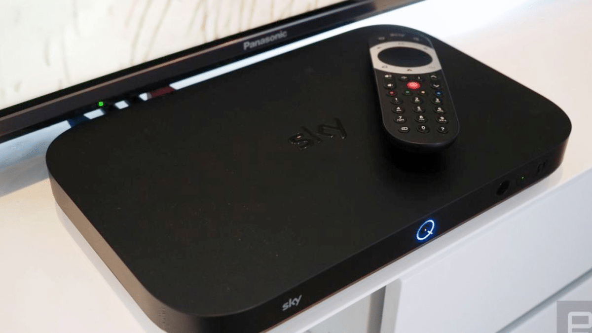 Expert-Tips-for-a-Smooth-and-Efficient-Sky-Q-Installation